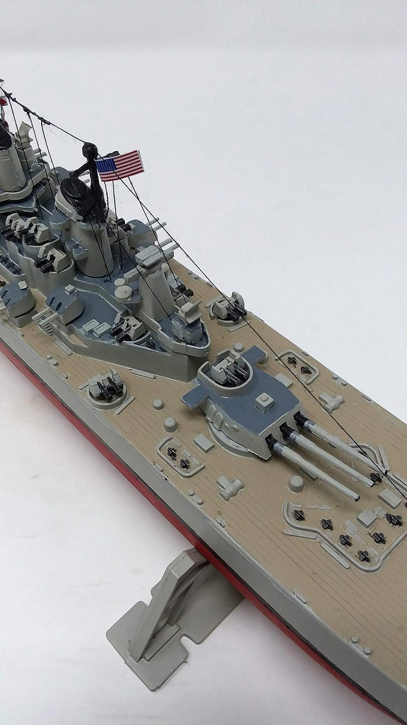 Atlantis Plastic Model KIT USS Iowa - Image 3